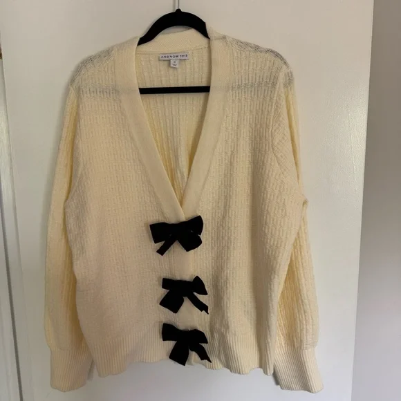 And Now This Trendy Plus Size Bow-Embellished Cardigan size 2X - Picture 4 of 8